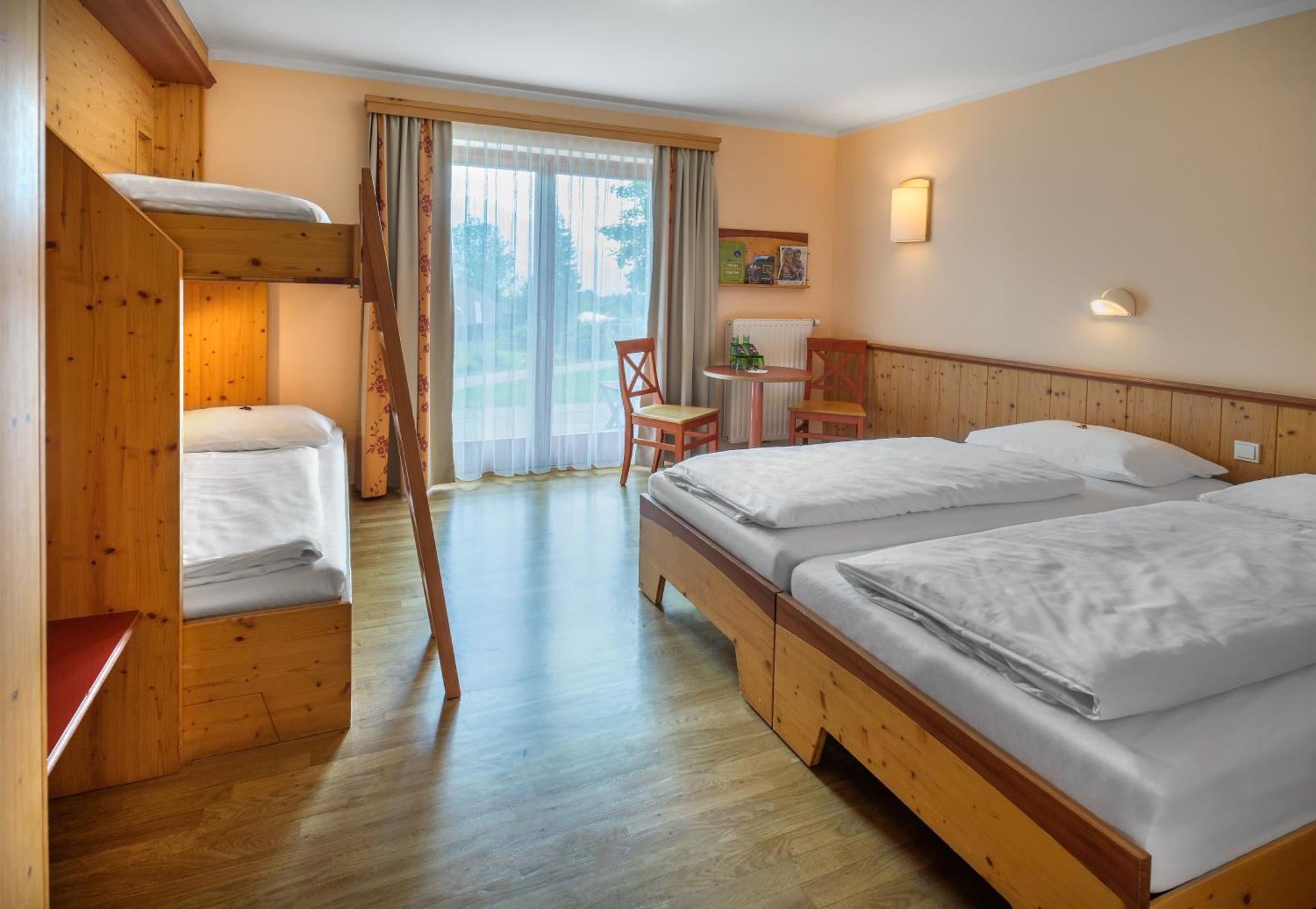 Jufa Hotel Gitschtal ไวสซ์บริอาค ภายนอก รูปภาพ